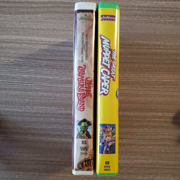 2 Muppet Movies VHS - The Great Muppet Caper and Muppet Treasure Island - Picture 9 of 10
